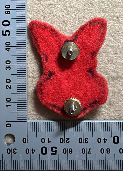 SA ARMY - Intelligence Beret Chromed Badge with Red Felt backing