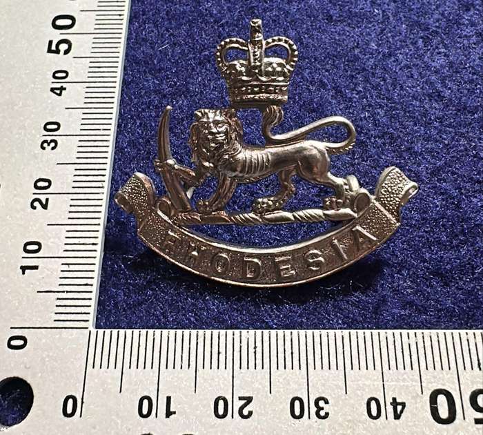 Rhodesian Cap Badge - Staff Corps 1060s - 1970