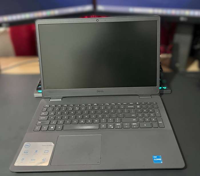 Dell Vostro 15 3000 Laptop