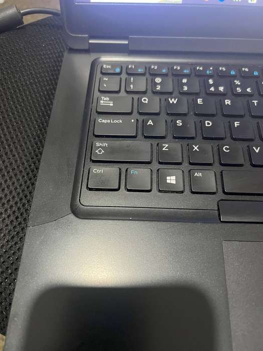 Dell Latitude 5490