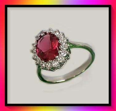 Beautiful Chunky gold tone ruby simulant ring size 8