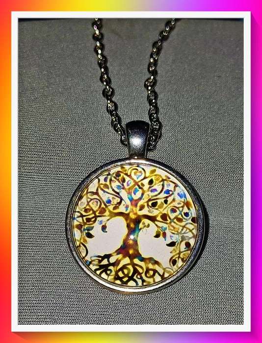 Pretty painted enamel style tree of life circle pendent necklace
