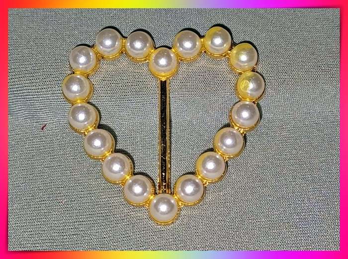 Cute heart design in simulated pearls brooch pin fastener for scarf, shirt and shawl