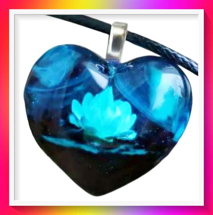 Awesome Lotus design heart shaped pendent