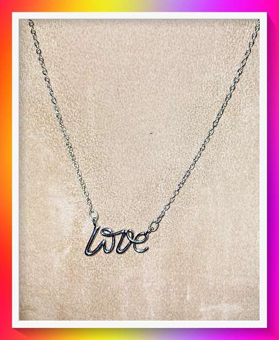 Gorgeous Love to Love letter necklace