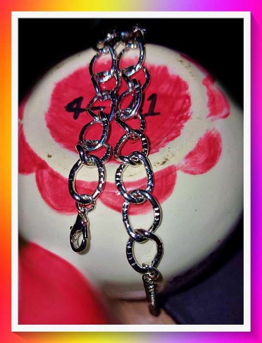 Lovely lightweight large link chain bracelet