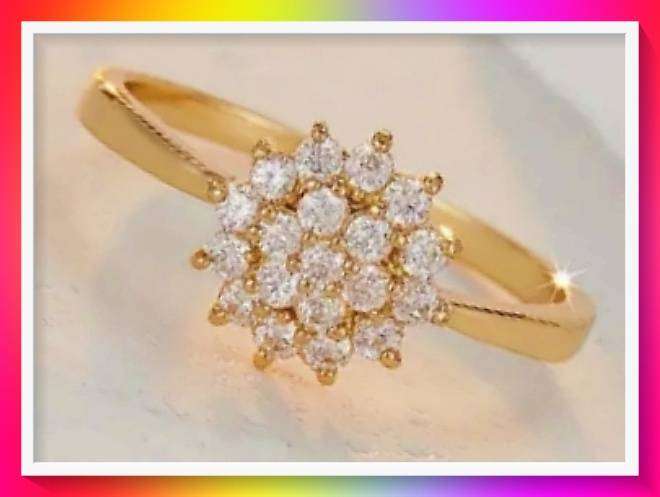 Beautiful Faux Zirconia Flower Ring - Exquisite Monochrome
