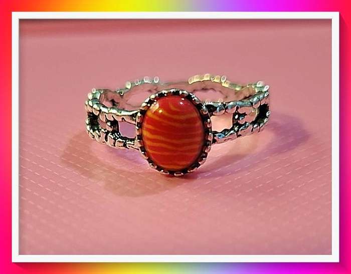 Amazing Vintage Style Orange Stone Ring 19mm