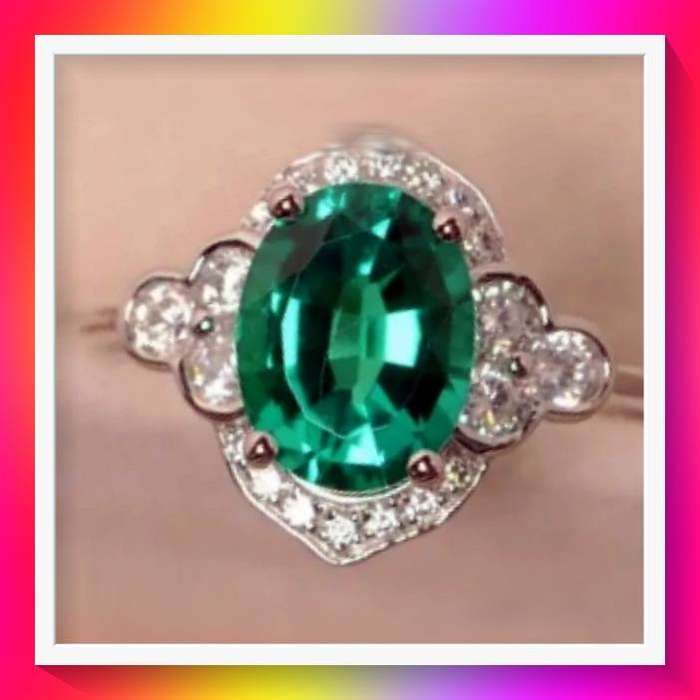 Elegant Green Floral Ring S9