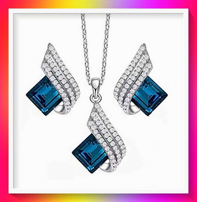 Sparkling Blue Winged Pendant Necklace and Earrings Set