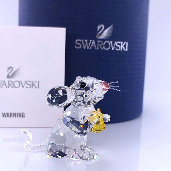 Swarovski Crystal Mouse with Whiskers And Cheese