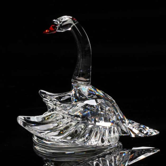 Swarovski Crystal, Swan Family, Beauties of the Lake Series, Retired 2004