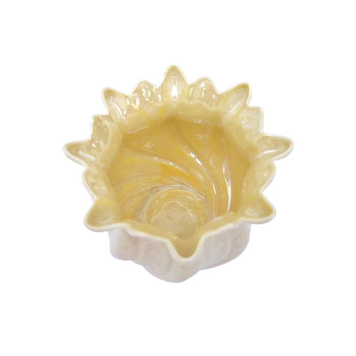 Belleek Irish Porcelain Neptune Sea Shell Pattern Vase