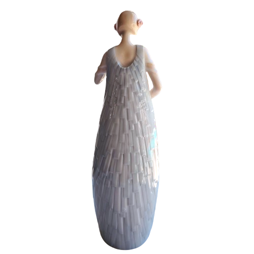 Royal Doulton Reflections Debut HN3046 Figurine