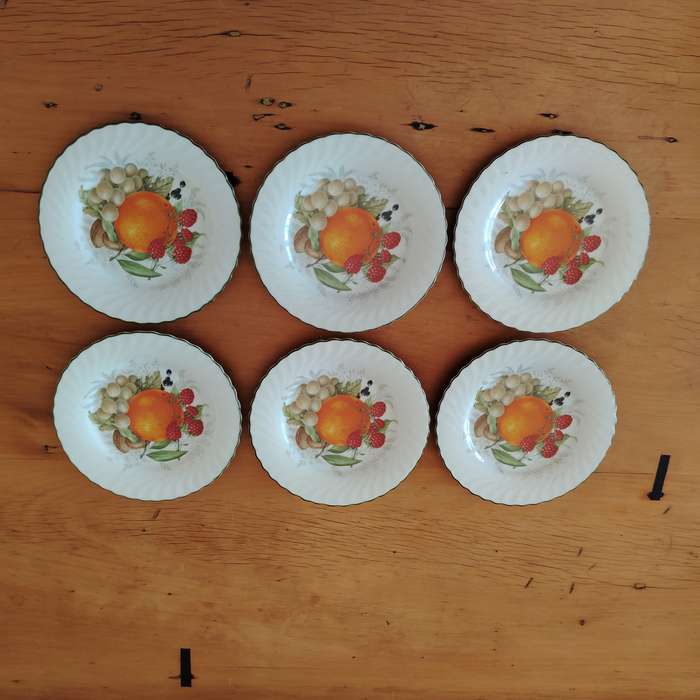 The Wiesenthal Paradise Valley 2142 Porcelain Fruit 6 x Side Plates