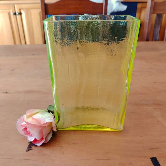 Vintage Riihimaan Lasi Mikko Helander Finnish Glass Vase