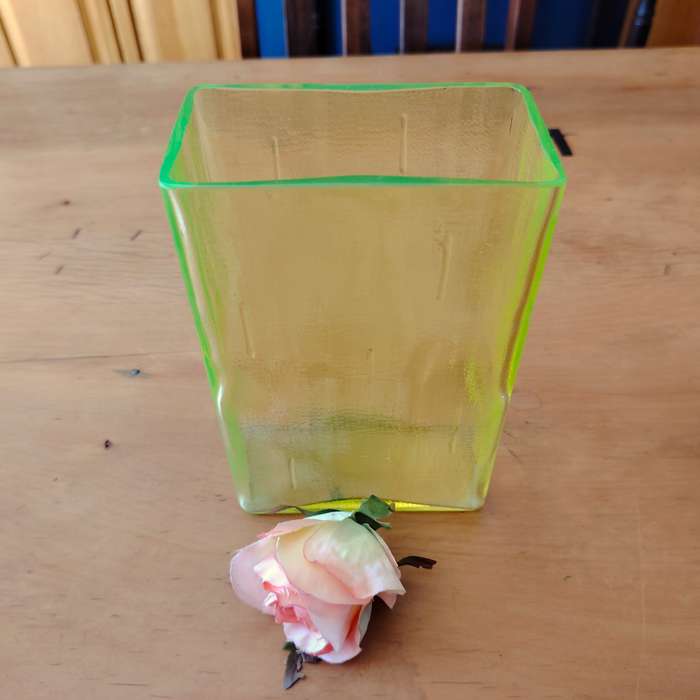 Vintage Riihimaan Lasi Mikko Helander Finnish Glass Vase