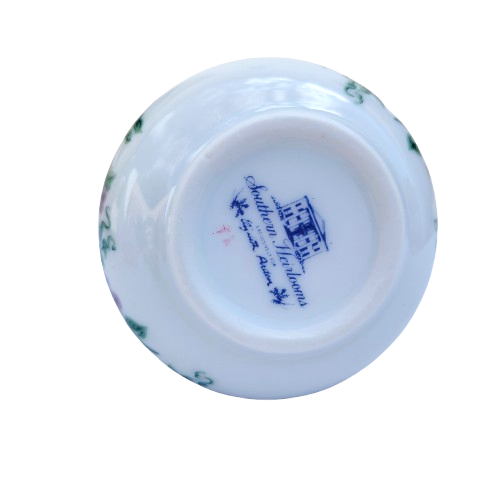 Elizabeth Arden purple violets floral Pot Dish