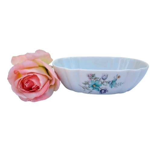 Elizabeth Arden Blue Flower Soap Dish