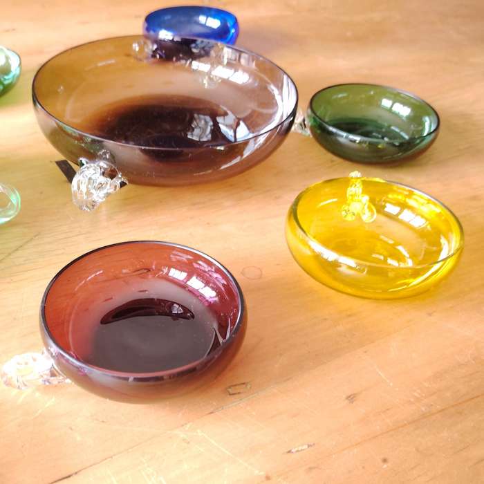 Dessert Cups and bowl in colored glass and stylized handles