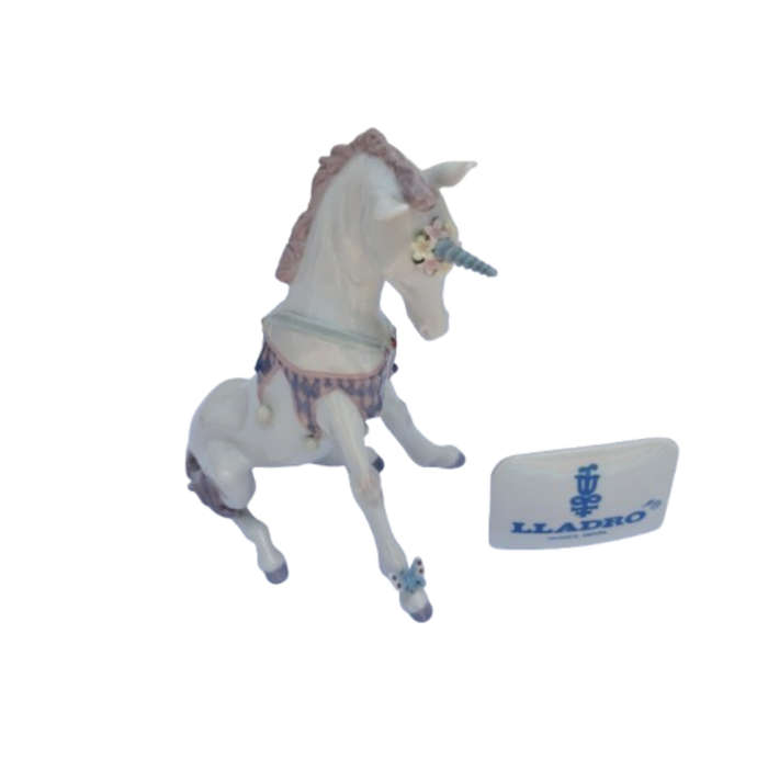 Lladro Rare Figurine Sitting Playful Unicorn #5880