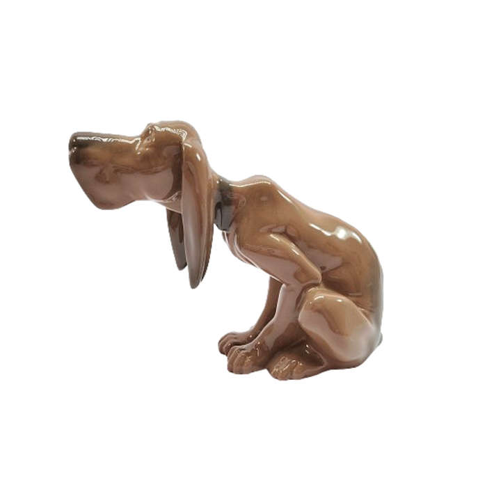 Lladro figurines of dog, Timid Dog 5111