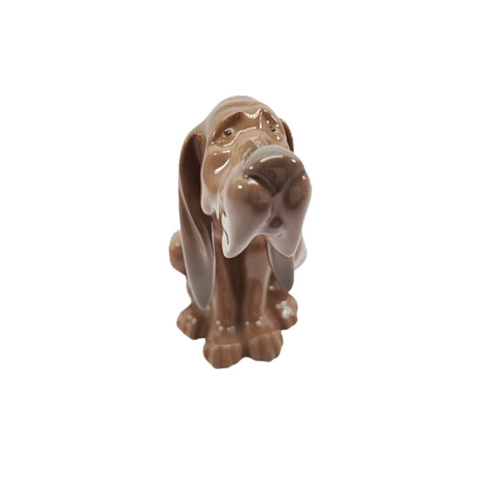 Lladro figurines of dog, Timid Dog 5111