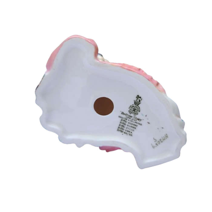 Royal Doulton Figurine Bedtime Story HN 2809