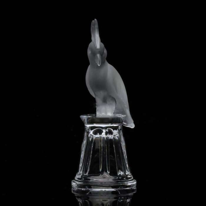 Swarovski Crystal Cockatoo on a  Straight Sided Thimble