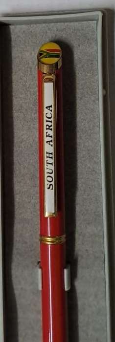 South African Pens 1 x Collectable South Africa Pen. No Ink. + display box (metal/red)