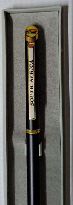 South African Pens 1 x Collectable South Africa Pen. No Ink. + display box(metal/black)