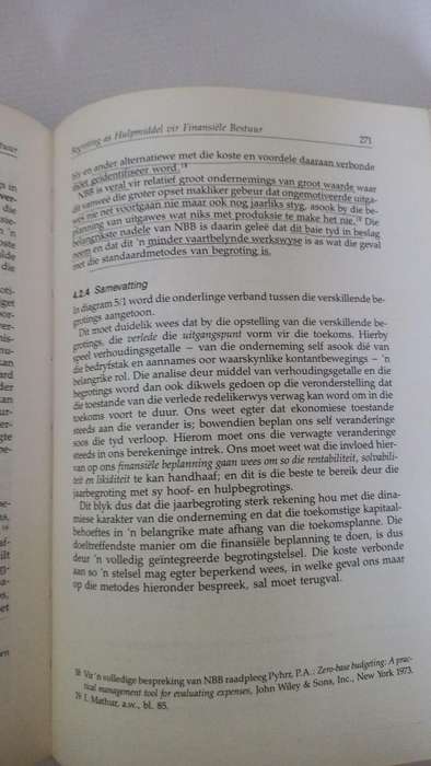 Book - H.J.J. Reynders,I.J. Lambrechts, A.E. Scheurkogel - Finasiele Bestuur. (Hard cover).