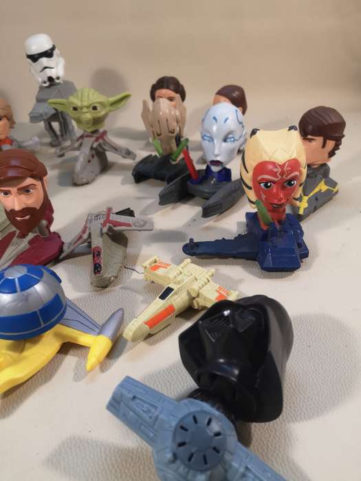 Giant Collection of McDonalds Star Wars Clone Wars Bobble Head Toys 2008 Happy Meal