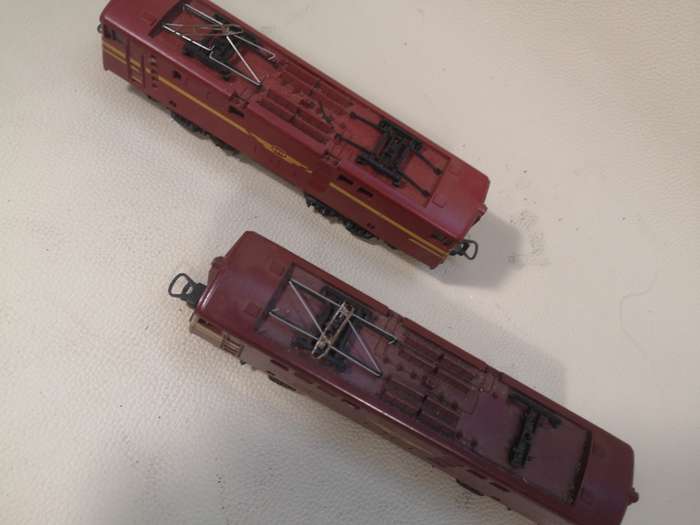 A Pair of Lima Railways E919 electric locomotives HO Scale