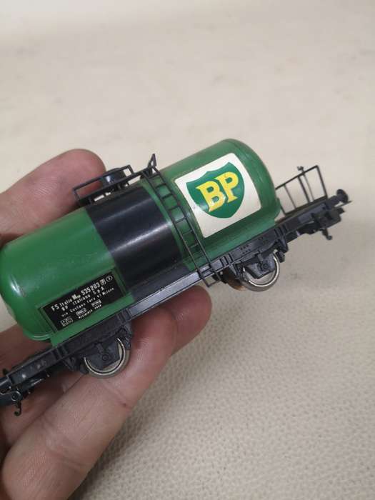 Lima HO Scale Lima BP Tank Wagon