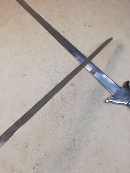 Street Fighter: Legend of Chun-Li Movie Hero Display Swords