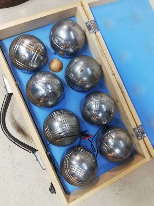 Vintage Chrome LoGiX Petanque Boules Bocce Balls Set w/ Wooden Case - Complete