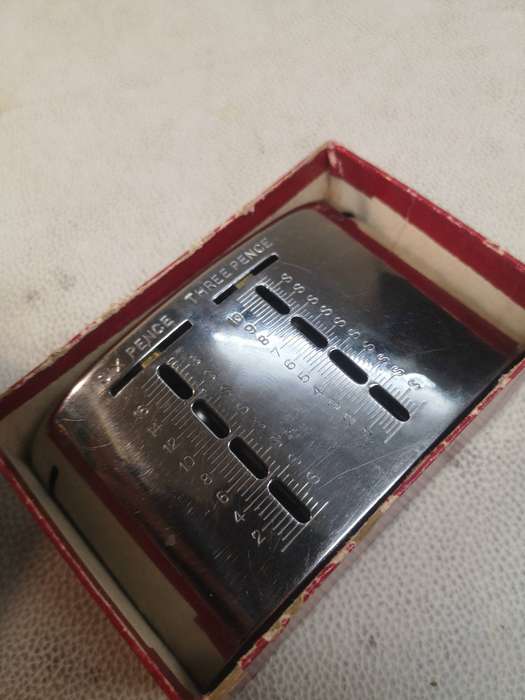 Vintage The Colonial Banking and Trust Co. Vintage money box with Original Box