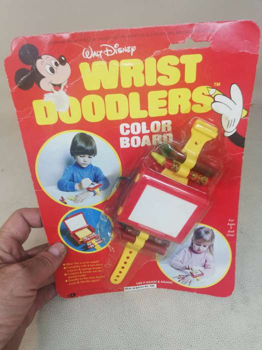 Vintage 1970s Durham Industries Walt Disney Wrist Doodlers Magic Screen-In original Packaging