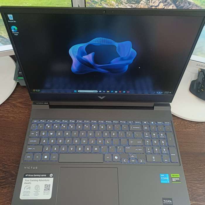 HP Victus 15-fa2xxx Gaming Laptop - Grade A Condition! under HP warranty