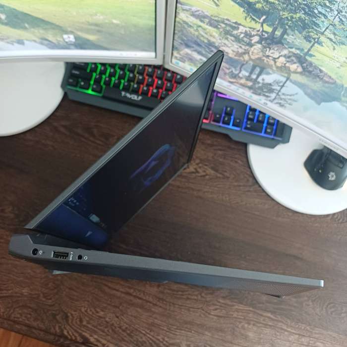 HP Victus 15-fa2xxx Gaming Laptop - Grade A Condition! under HP warranty