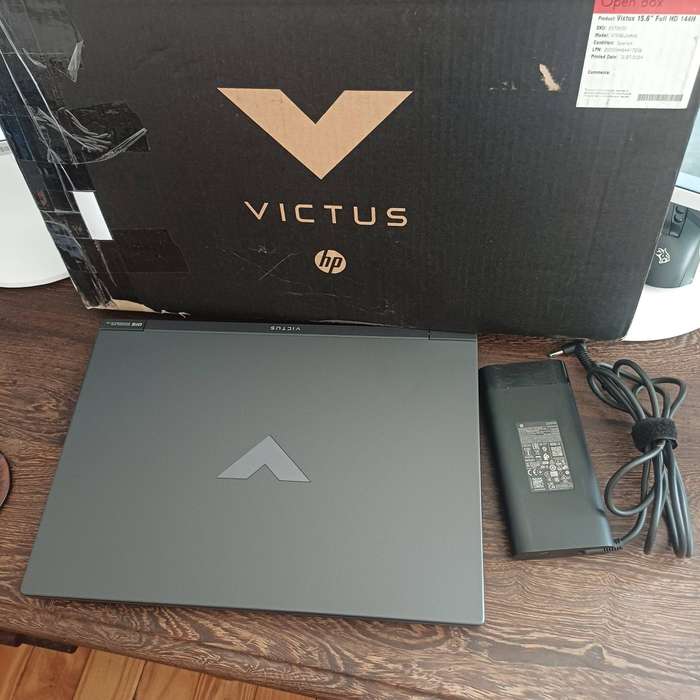 HP Victus 15-fa2xxx Gaming Laptop - Grade A Condition! under HP warranty
