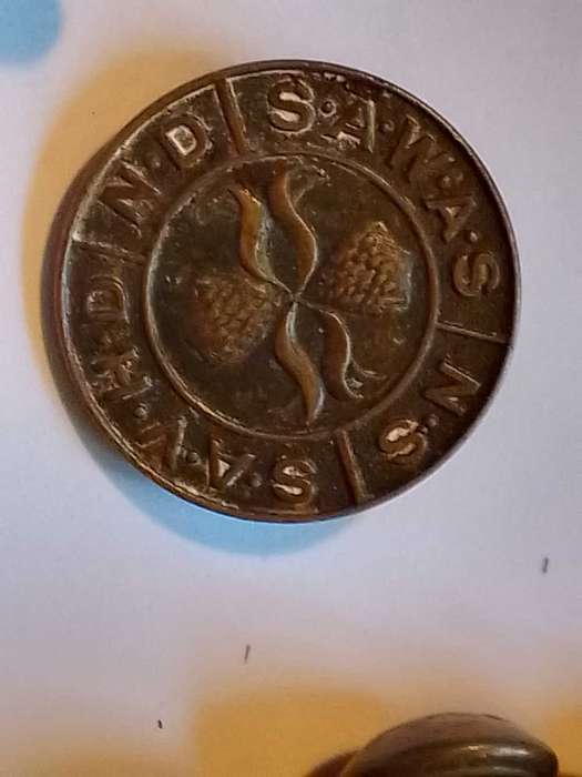 Mixed lot military badged
