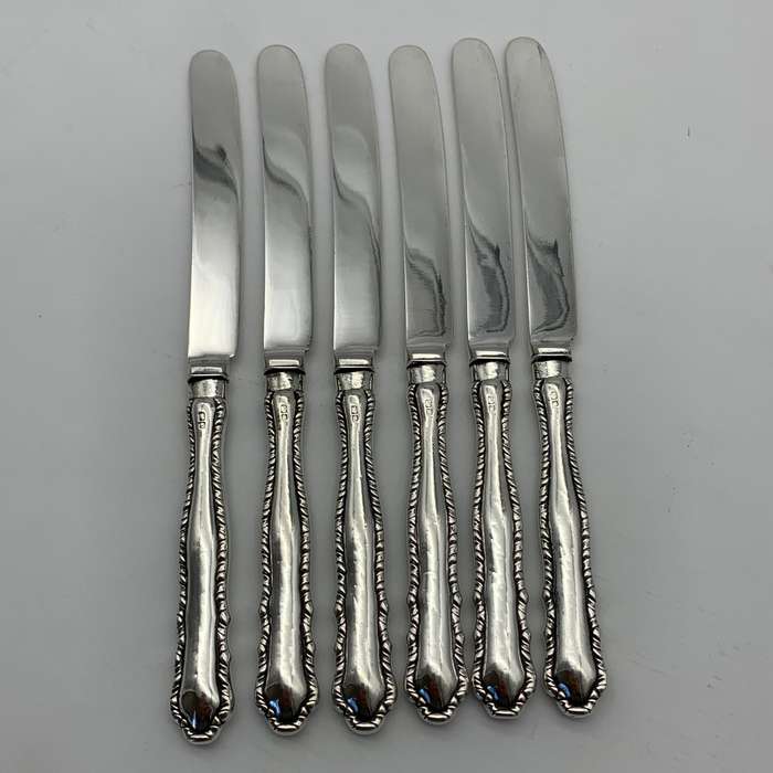 Antique Sterling Silver Cased Butter/Pate Knives (1911)
