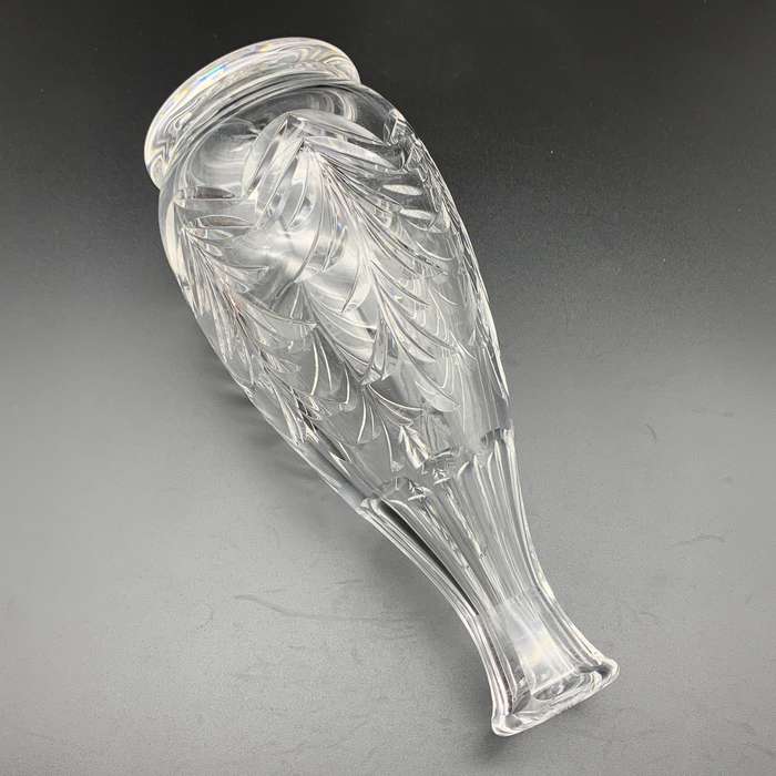 Elegant 'Stuart' Cut-Crystal Decanter (Aragon Pattern)