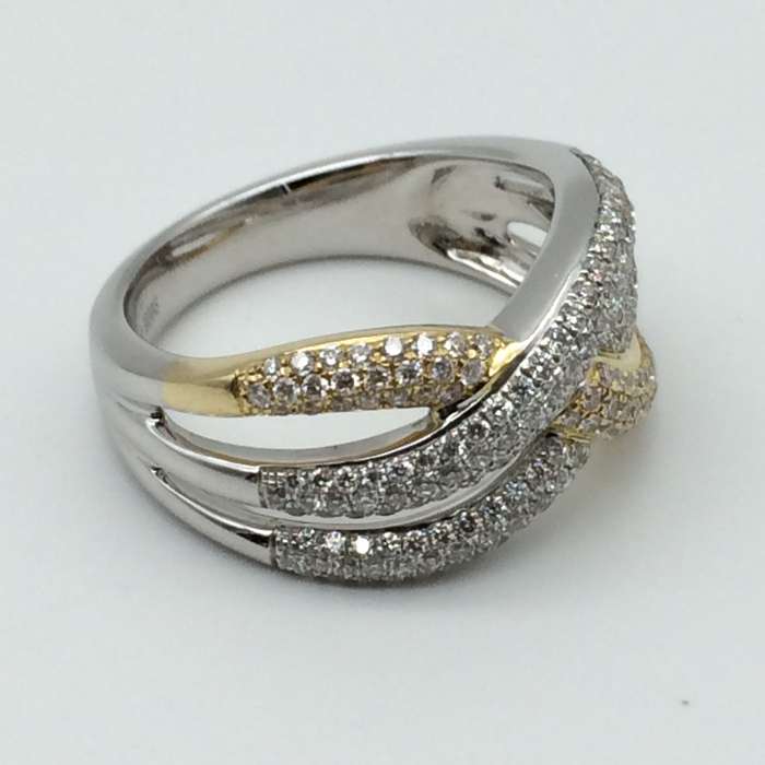 18ct Solid Gold and Diamond Dress Ring (V. R93 590)