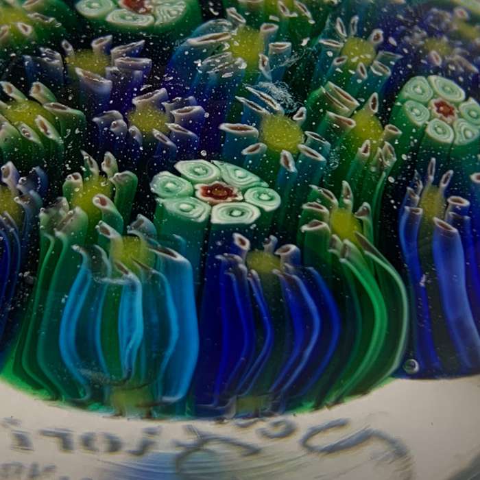 Murano 'Vetreria 3 Fiori' Glass Paperweight (Signed)