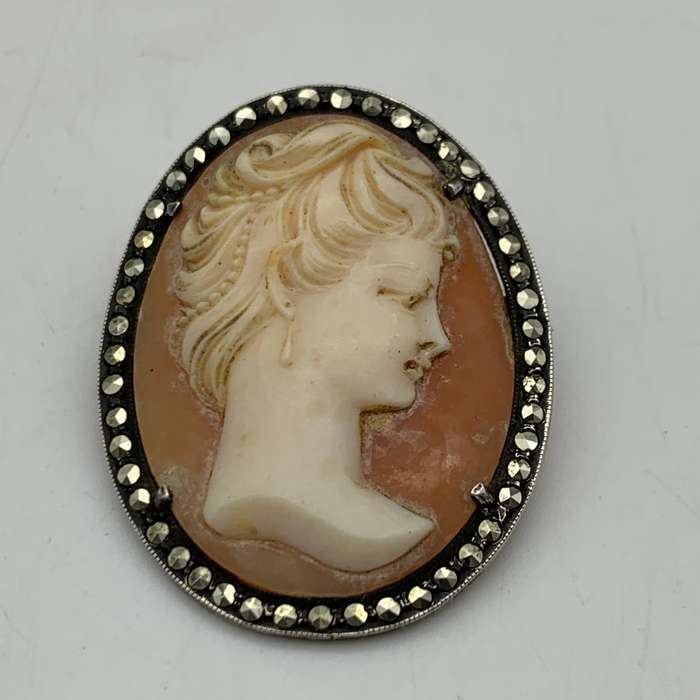 Vintage Silver & Marcasite Cameo Brooch/Pendant