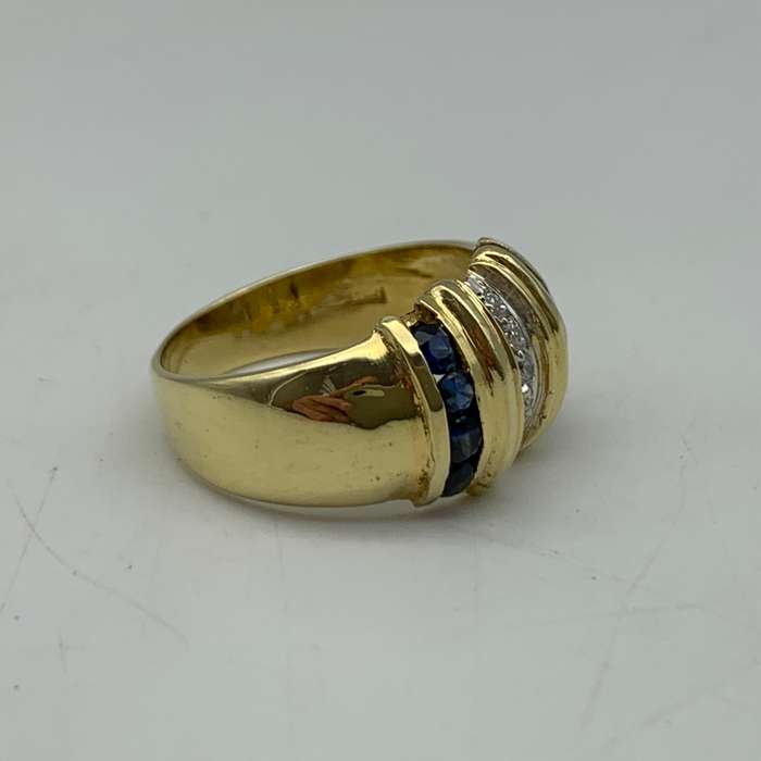 18ct Gold Diamond & Sapphire Ring