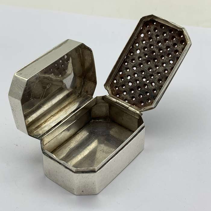 Rare Silver '1798' Nutmeg Grater (By Ford & Slater)